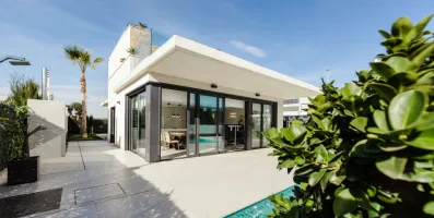 Как купить недвижимость на Кипре и получить вид на жительство